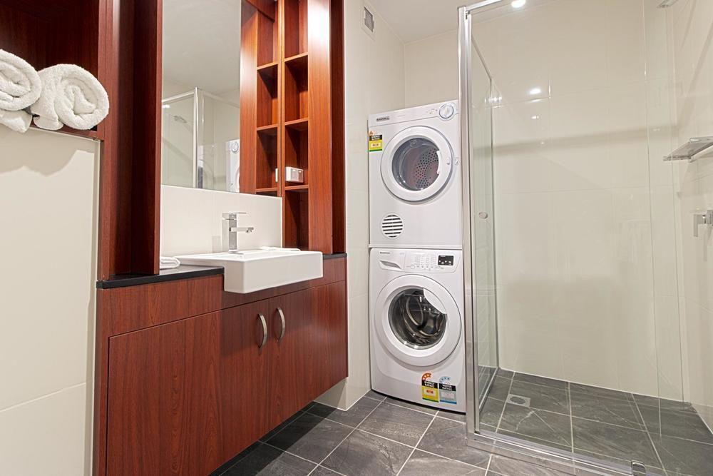 Abode Narrabundah Hotel Canberra Bagian luar foto
